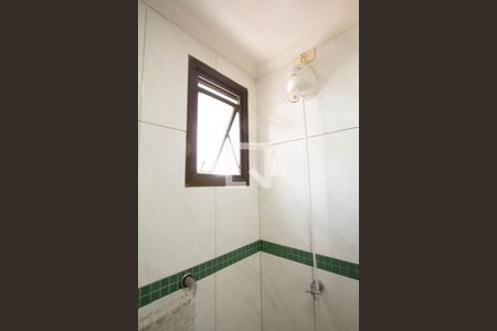 Banheiro da Suíte de apartamento à venda com 2 quartos, 77m² em Vila Nova Conceição, São Paulo