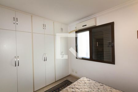 Suíte de apartamento à venda com 2 quartos, 77m² em Vila Nova Conceição, São Paulo