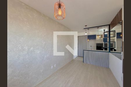 Sala  de apartamento para alugar com 3 quartos, 53m² em Socorro, São Paulo