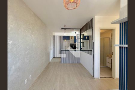 Sala  de apartamento para alugar com 3 quartos, 53m² em Socorro, São Paulo