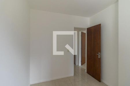 Quarto 1 de apartamento para alugar com 2 quartos, 74m² em Cristo Rei, Curitiba