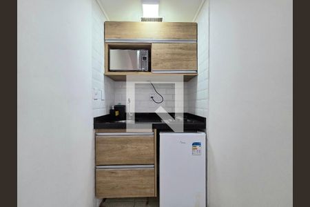 Cozinha de apartamento à venda com 1 quarto, 31m² em Indianópolis, São Paulo