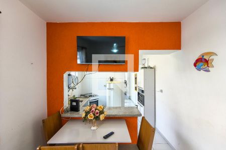 Sala de apartamento para alugar com 1 quarto, 52m² em Guilhermina, Praia Grande