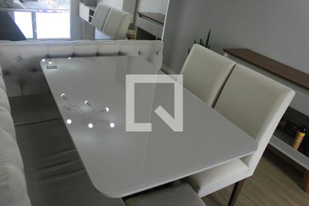 Sala  de apartamento à venda com 2 quartos, 56m² em Parque Continental Ii, Guarulhos