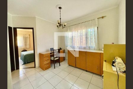 Foto 16 de casa à venda com 4 quartos, 245m² em Jardim Teresa, São Paulo