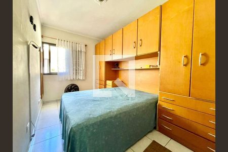 Foto 19 de casa à venda com 4 quartos, 245m² em Jardim Teresa, São Paulo