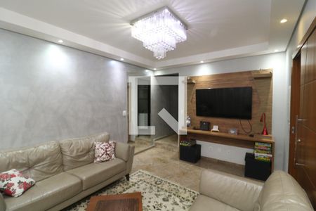 Sala de casa à venda com 4 quartos, 250m² em Chácara Mafalda, São Paulo