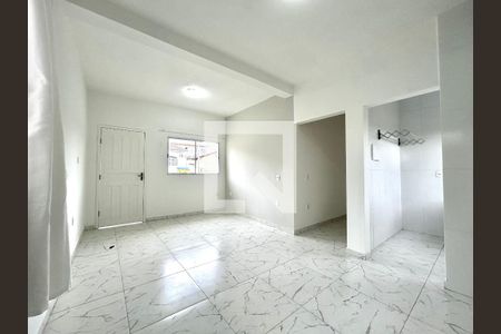 Sala  de apartamento para alugar com 3 quartos, 70m² em Coloninha, Florianópolis