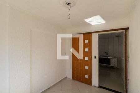 Quarto 1 de apartamento para alugar com 2 quartos, 40m² em Itaquera, São Paulo