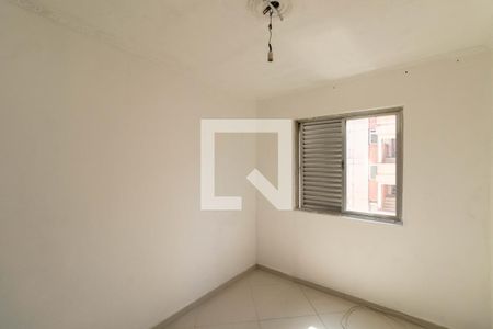 Quarto 1 de apartamento para alugar com 2 quartos, 40m² em Itaquera, São Paulo