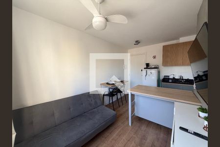 Sala de kitnet/studio para alugar com 1 quarto, 26m² em República, São Paulo