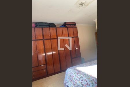 DORMITORIO de casa à venda com 3 quartos, 192m² em Vila Osasco, Osasco
