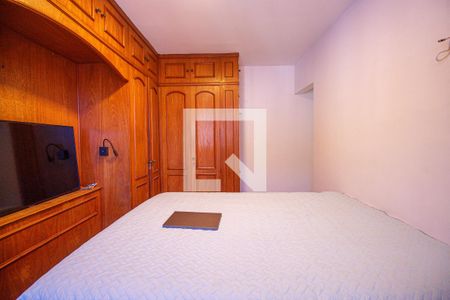 Quarto 1 de apartamento à venda com 4 quartos, 200m² em Tijuca, Rio de Janeiro