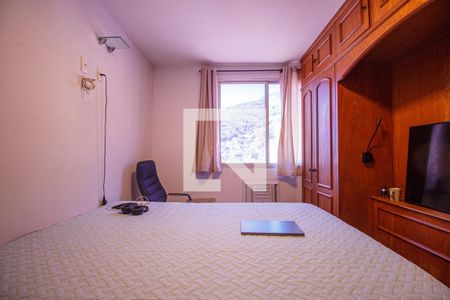 Quarto 1 de apartamento à venda com 4 quartos, 200m² em Tijuca, Rio de Janeiro