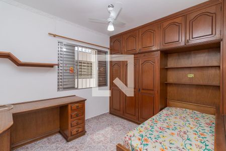 Casa à venda com 4 quartos, 126m² em Jardim Cotinha, São Paulo