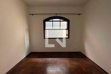 Casa para alugar com 3 quartos, 220m² em Jardim Esmeralda, São Paulo