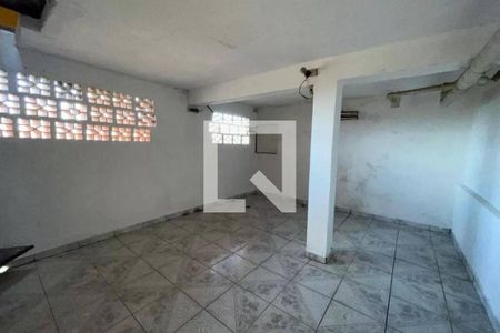 Casa para alugar com 3 quartos, 220m² em Jardim Esmeralda, São Paulo