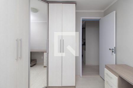 Quarto 1 de apartamento para alugar com 2 quartos, 46m² em Vila Nova, Porto Alegre
