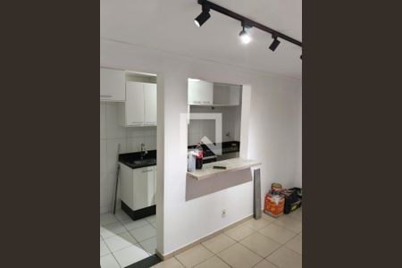 Sala de apartamento para alugar com 2 quartos, 55m² em Parque Sao Vicente, Santo André