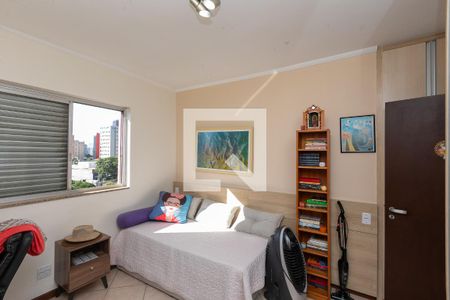 Quarto 2 de apartamento à venda com 3 quartos, 120m² em Cambuí, Campinas