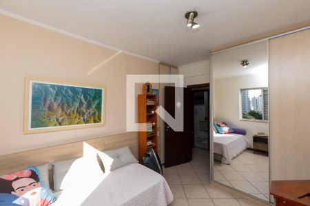 Quarto 2 de apartamento à venda com 3 quartos, 120m² em Cambuí, Campinas