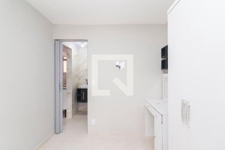 Quarto 1 de apartamento para alugar com 2 quartos, 57m² em Cohab José Bonifaci, São Paulo