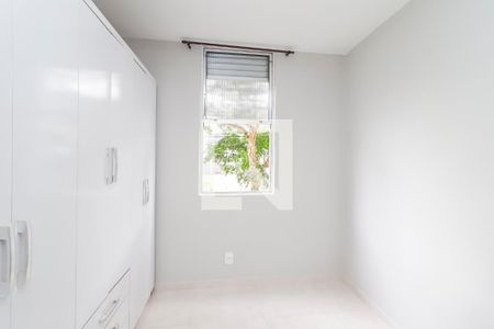 Quarto 1 de apartamento para alugar com 2 quartos, 57m² em Cohab José Bonifaci, São Paulo