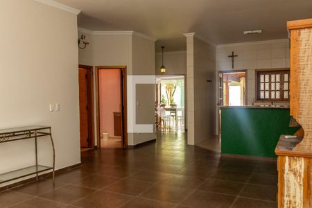 Sala de casa para alugar com 3 quartos, 220m² em Parque Primavera, Americana