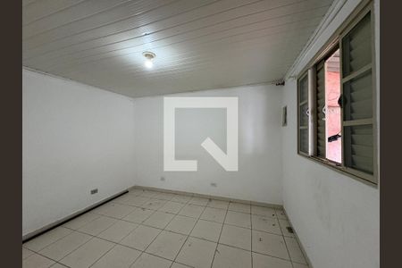 Quarto de casa para alugar com 1 quarto, 40m² em Vila Palmeiras, São Paulo