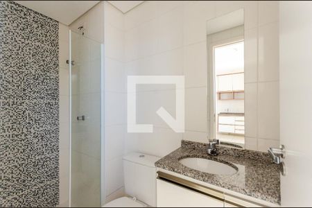Banheiro de apartamento para alugar com 1 quarto, 32m² em Parque Anhanguera, São Paulo