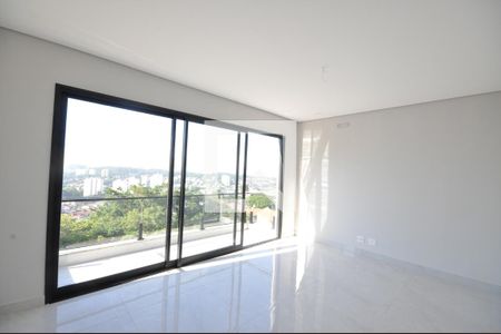 Sala de casa à venda com 4 quartos, 300m² em Vila Irmaos Arnoni, São Paulo