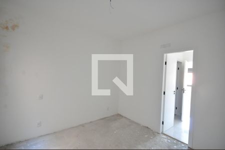 Quarto  de casa à venda com 4 quartos, 360m² em Vila Irmaos Arnoni, São Paulo