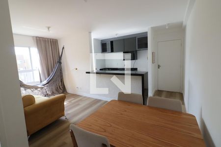 Sala de apartamento à venda com 2 quartos, 55m² em Novo Osasco, Osasco