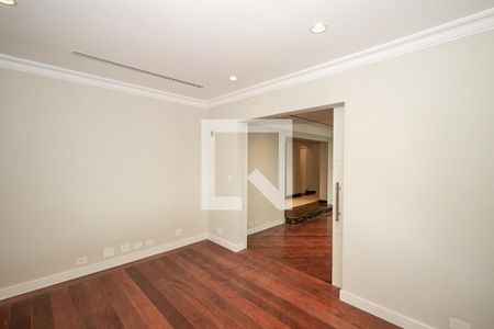 Sala de Tv de apartamento para alugar com 4 quartos, 370m² em Vila Suzana, São Paulo