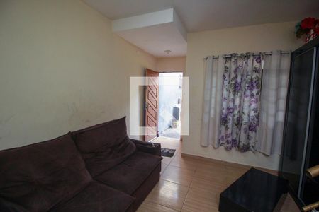 Sala de casa à venda com 3 quartos, 126m² em Condomínio Maracanã, Santo André