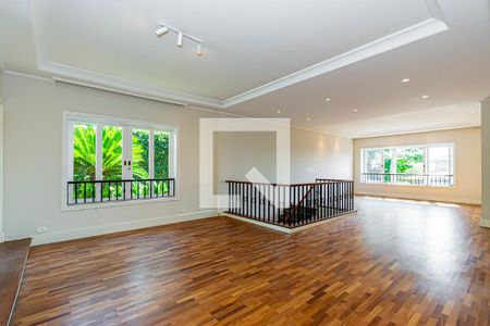 Sala  de casa à venda com 3 quartos, 700m² em Jardim Guedala, São Paulo