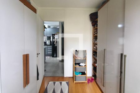 Quarto 1 de apartamento para alugar com 2 quartos, 45m² em Loteamento Parque das Águas, Campinas