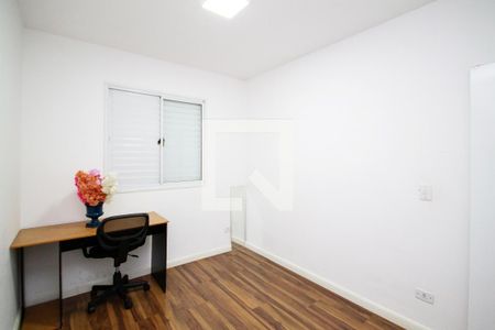 Quarto de apartamento para alugar com 2 quartos, 57m² em Santo Antônio, Osasco
