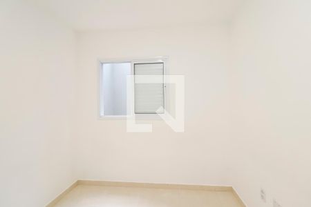 Quarto 1 de apartamento à venda com 2 quartos, 47m² em Vila Carmosina, São Paulo