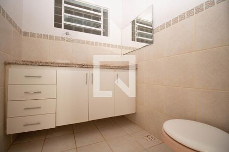 Lavabo de casa de condomínio para alugar com 3 quartos, 350m² em Condomínio Quintas do Sol, Brasília