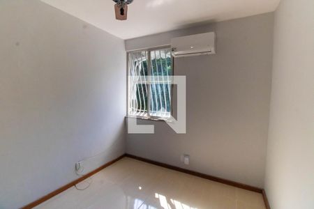 Quarto 1 de apartamento para alugar com 2 quartos, 55m² em Santa Rosa, Niterói