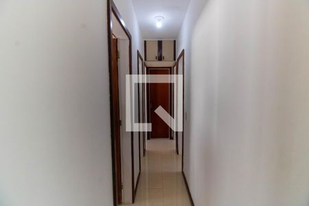 Corredor  de apartamento para alugar com 2 quartos, 55m² em Santa Rosa, Niterói