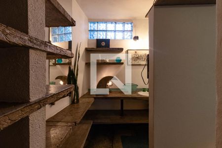 Banheiro da Suíte 1 de casa à venda com 7 quartos, 300m² em Vila Ipojuca, São Paulo