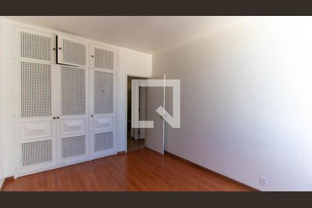 Apartamento à venda com 4 quartos, 180m² em Icaraí, Niterói