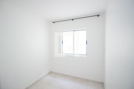 Quarto 2 de apartamento para alugar com 2 quartos, 59m² em Morro do Confisco, Contagem