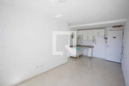 Sala de apartamento à venda com 1 quarto, 38m² em Taquara, Rio de Janeiro