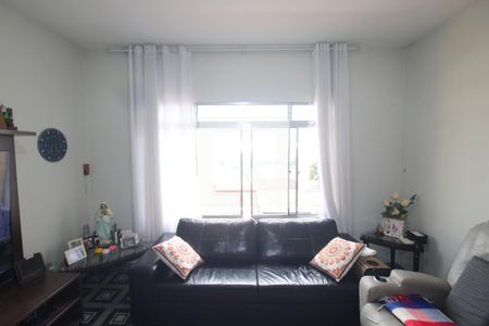 Sala de casa para alugar com 3 quartos, 250m² em Jardim Santa Cruz (zona Norte), São Paulo