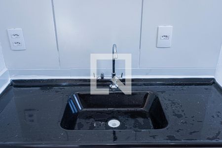 Sala, cozinha e área de serviço de apartamento para alugar com 2 quartos, 40m² em Vila Pirituba, São Paulo