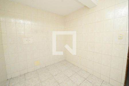 Cozinha de casa para alugar com 2 quartos, 100m² em Jardim Riacho das Pedras, Contagem