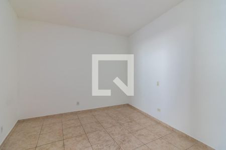 Quarto de casa para alugar com 1 quarto, 50m² em Vila Francos, São Paulo